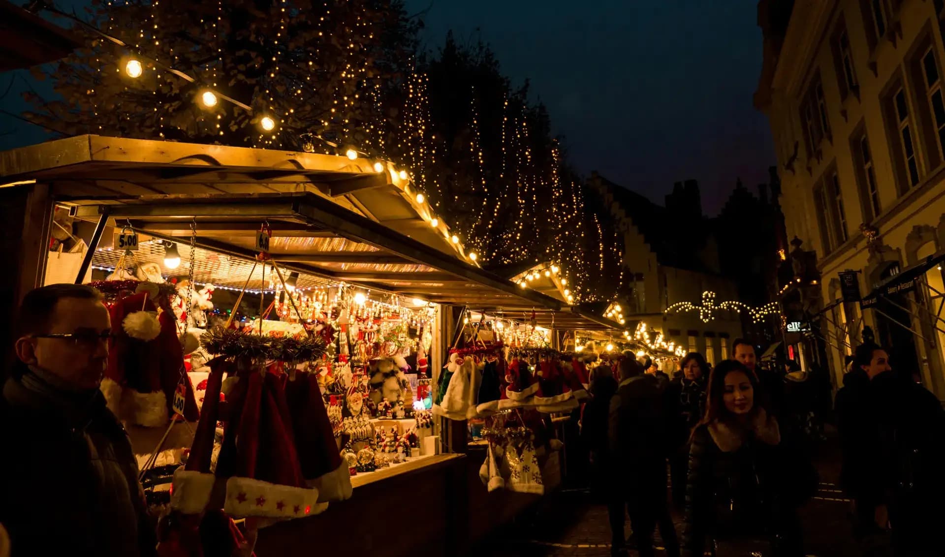 Où vivre la magie de Noël en séjour à la campagne autour des maisons Pierres d’Histoire