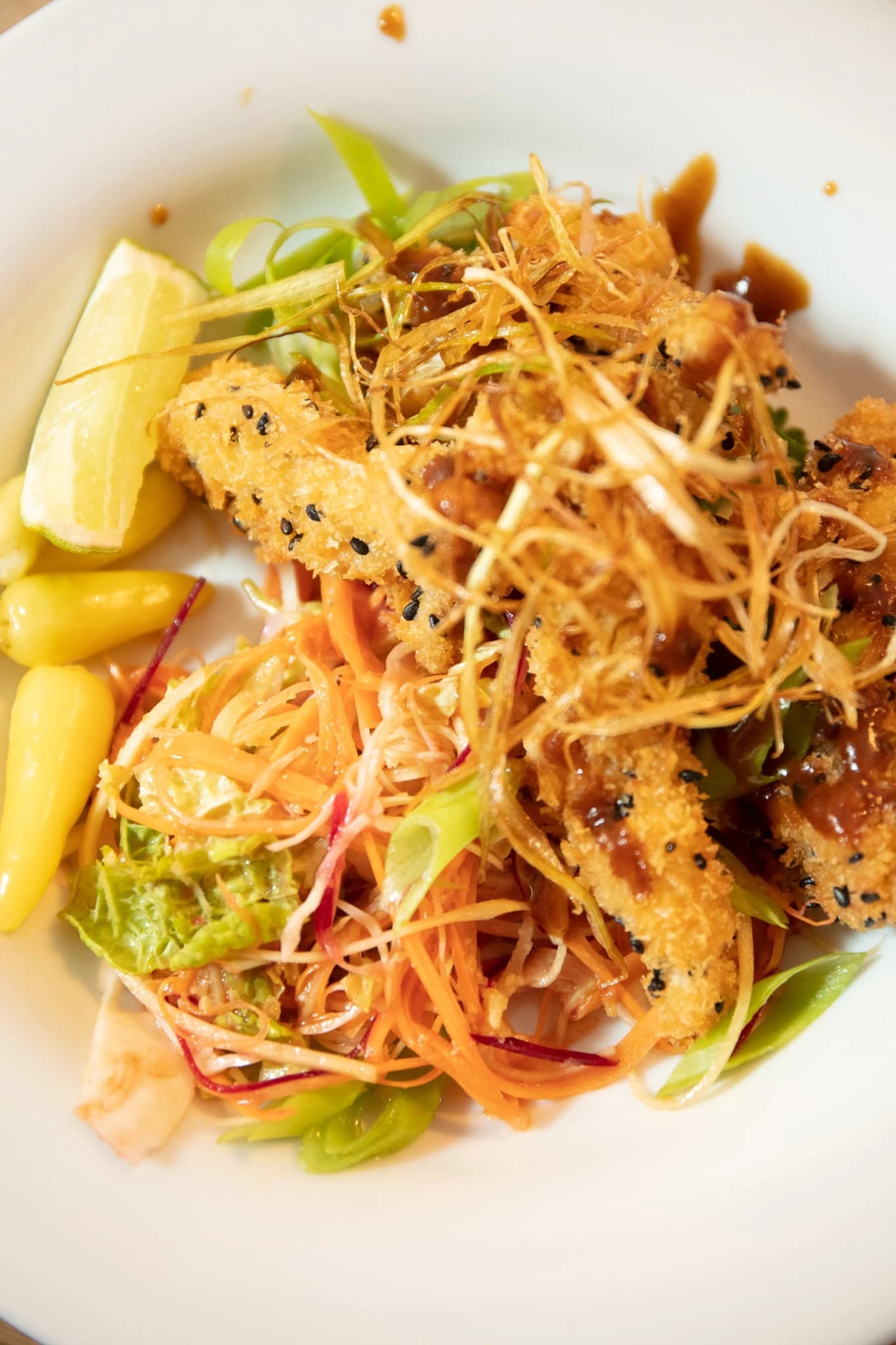 Possibilité de prévoir le traiteur local sur place